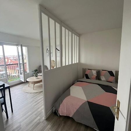 Lumineux Studio Avec Balcon / Cosy Flat With Balcony Διαμέρισμα Villejuif Εξωτερικό φωτογραφία