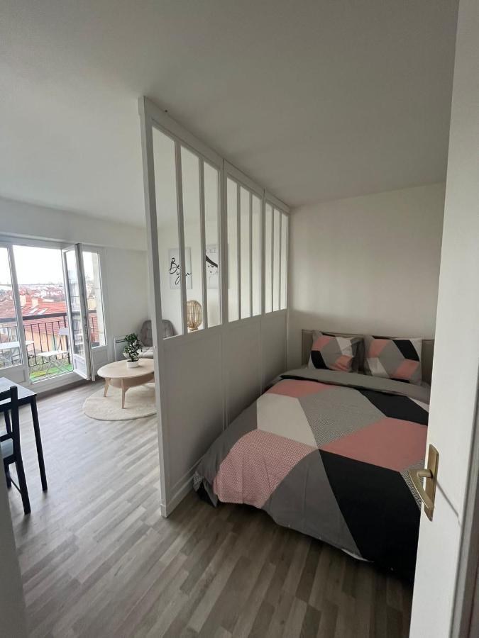 Lumineux Studio Avec Balcon / Cosy Flat With Balcony Διαμέρισμα Villejuif Εξωτερικό φωτογραφία